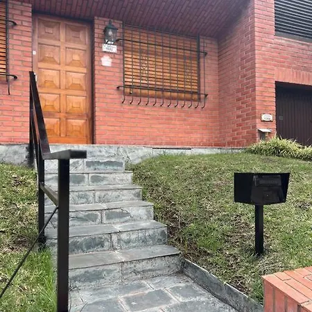 Casa Orejas - Departamentos En Tigre Centro Exterior foto