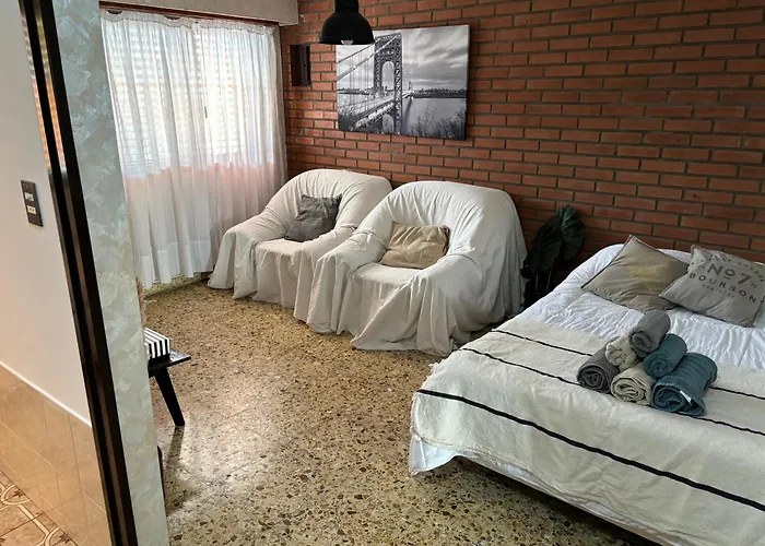 Casa Orejas - Departamentos En Tigre Centro